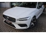 Volvo V60 B3 Momentum Advantage 163pk | Camera | Cruise | Climate | Navigatie | Carplay | Virtual |