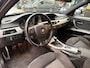 BMW 3-Serie (e90) 2.0 I 320 Executive M-Sport | Navigatie | Pdc | Bluetooth | Klap trekhaak | 4 Nieuwe banden | NAP | Rijklaar prijs!