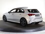 Mercedes-Benz A-klasse 200 AMG Line | Night | Panoramadak | Multibeam | Stoelverwarming | Achteruitcamera |