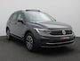 Volkswagen Tiguan 1.4 TSI eHybrid Life Business 245PK DSG SOH 87%, Pano-Schuifdak, Trekhaak, Achteruitrijcamera, Navi Discover Pro, Stoel-Stuurverwarming, Adaptieve Cruise Controle, Side Assist, Keyless, 17" LM Velgen