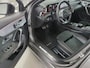 Mercedes-Benz A-klasse 180 Business Solution AMG | Panoramadak | Memory Seats | Ambiance Verlichting | Stoelverwarming | Camera | Navigatie | Apple Carplay | Keyless | Dodehoekdetectie | Cruise Control | DAB |