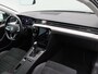 Volkswagen Passat Variant 1.5 TSi 150 Pk Automaat Business | Adaptive Cruise | Climate Control | Camera | Trekhaak | Navigatie | Stoelverwarming | 18 Inch