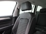 Volkswagen Passat Variant 1.5 TSi 150 Pk Automaat Business | Adaptive Cruise | Climate Control | Camera | Trekhaak | Navigatie | Stoelverwarming | 18 Inch