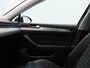 Volkswagen Passat Variant 1.5 TSi 150 Pk Automaat Business | Adaptive Cruise | Climate Control | Camera | Trekhaak | Navigatie | Stoelverwarming | 18 Inch
