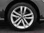 Volkswagen Passat Variant 1.5 TSi 150 Pk Automaat Business | Adaptive Cruise | Climate Control | Camera | Trekhaak | Navigatie | Stoelverwarming | 18 Inch