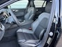 Volvo V60 2.0 T8 Plug-in hybrid AWD Ultra Perf. Ed. Dark / Nieuw uit voorraad / Head-up display / 19" Glossy Black Diamond / 360 Camera /
