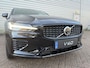 Volvo V60 2.0 T8 Plug-in hybrid AWD Ultra Perf. Ed. Dark / Nieuw uit voorraad / Head-up display / 19" Glossy Black Diamond / 360 Camera /