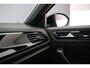 Volkswagen T-Roc Style 1.5 TSI 150pk DSG Automaat Trekhaak, Adaptive cruise control, Navigatie, Achteruitrijcamera, Stoelverwarming, Parkeersensoren, LED koplampen