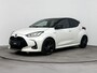 Toyota Yaris 1.5 Hybrid Executive | Navigatie | Dodehoek detectie | Head-up display | Stoelverwarming | Apple Carplay / Android Auto | Parkeersensoren voor/achter | 17 inch