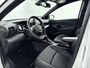 Toyota Yaris 1.5 Hybrid Executive | Navigatie | Dodehoek detectie | Head-up display | Stoelverwarming | Apple Carplay / Android Auto | Parkeersensoren voor/achter | 17 inch