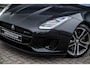 Jaguar F-Type 2.0T P300 R-Dynamic | Panodak | Meridian | Camera | Sportuitlaat | 19 inch |
