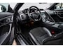 Jaguar F-Type 2.0T P300 R-Dynamic | Panodak | Meridian | Camera | Sportuitlaat | 19 inch |