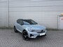 Volvo EX40 Single Motor Extended Range Ultra Black Ed. 82 kWh / panoramadak / Rondomzichtcamera / Harman/Kardon / Stuur- en stoelverwarming /