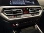 BMW 3-Serie Touring 320e Business Aut. | navi | leder | sfeer | shadow line | carplay |