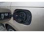 Land Rover Range Rover 3.0 P550e SV PHEV | Hot stones massage | Serenity | Meridian signature |