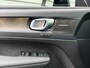 Volvo XC40 Recharge Ultimate 70 kWh / 20" Velgen / Luxe bekleding / Trekhaak / Kantel/schuifdak /