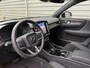 Volvo XC40 Recharge Ultimate 70 kWh / 20" Velgen / Luxe bekleding / Trekhaak / Kantel/schuifdak /