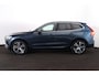 Volvo XC60 T8 Twin Engine AWD Momentum - Luchtvering - Bowers & Wilkins Audio - Nappaleder - Stoelverwarming & -ventilatie - Head-up display - Elektrisch bedienbare voorstoelen met geheugen - Apple® CarPlay / Android Auto - Gelaagde zijruiten - Keyless Entry