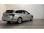 Skoda Octavia Combi 1.5 TSI 150pk First Edition Stoelverwarming Navigatie Parkeersensoren DAB+