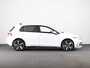 Volkswagen Golf 1.4 eHybrid GTE 245 pk Automaat (DSG) | Navigatie | Parkeersensoren (Park assist) | Achteruitrijcamera | Matrix LED koplampen | Stoelverwarming |