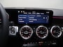 Mercedes-Benz GLB 180 Business Solution AMG | Panoramaschuifdak | Premium Plus | Trekhaak | Verschuifbare Bank | Winterpakket |