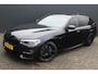 BMW 5-Serie Touring 530i High Executive M-sport | Incl. 12 maanden garantie | Panoramadak | Dodehoek detectie | Geheugenstoelen |  Parkeercamera | Standkachel | Head-up display | Elektrisch uitklapbare trekhaak | Stoelverwarming | Draadloze telefoonlader | Luxe lederen bekleding |