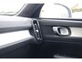 Volvo XC40 T4 Recharge Plus Bright | Stoelverwarming | Trekhaak | Parkeercamera | BLIS | Pilot Assist | Keyless