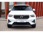 Volvo XC40 T4 Recharge Plus Bright | Stoelverwarming | Trekhaak | Parkeercamera | BLIS | Pilot Assist | Keyless