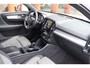 Volvo XC40 T4 Recharge Plus Bright | Stoelverwarming | Trekhaak | Parkeercamera | BLIS | Pilot Assist | Keyless