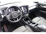 Volvo XC40 T4 Recharge Plus Bright | Stoelverwarming | Trekhaak | Parkeercamera | BLIS | Pilot Assist | Keyless