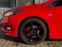 Ford Focus Wagon 1.5 150pk ST-Line / Stuur + Stoelverw / Black Pack / Goede opties & Erg Netjes!