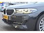 BMW 5-Serie Touring 530e Leer | Head Up | Stuur-Stoelverw v+a | Adapt Cr | Sfeerverl.| Dealer onderhouden!
