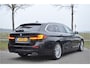 BMW 5-Serie Touring 530e Leer | Head Up | Stuur-Stoelverw v+a | Adapt Cr | Sfeerverl.| Dealer onderhouden!