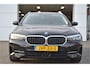 BMW 5-Serie Touring 530e Leer | Head Up | Stuur-Stoelverw v+a | Adapt Cr | Sfeerverl.| Dealer onderhouden!