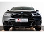 BMW X2 xDrive25e High Executive M Sport - Panoramadak - Elektrisch verwarmde voorstoelen - Getinte Ruiten - Comfort Access - Park Assistant - Head up - Harman Kardon - Navigatiesysteem Plus - Stuurwielrand verwarmd -