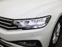 Volkswagen Passat Variant 1.5TSI/150PK DSG Comfort Business DSG · Navigatie · Trekhaak · Apple/Android Car Play ·