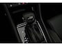 Skoda Karoq Sportline Business 1.5 TSI 150pk DSG Automaat Trekhaak, Panoramadak, CANTON audio, Adaptive cruise control, Elektrische achterklep, LED matrix koplampen