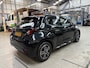 Toyota Yaris 1.5 Hybrid 116pk CVT Active | Apple carplay / Android auto | Navigatie | Camera | Climate control | Lm velgen | Cruise control | NAP | Rijklaar prijs!