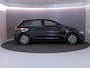 Volkswagen Polo 1.0 TSI Life 95 PK | Navigatie via app | Parkeersensoren voor en achter | LM velgen |