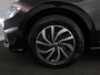 Volkswagen Polo 1.0 TSI Life 95 PK | Navigatie via app | Parkeersensoren voor en achter | LM velgen |