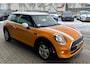 MINI Cooper Mini 1.5 Chili Stoelverwarming | Airco | Cruise Control | Bluetooth | Unieke Kleur | Centrale Vergrendeling | 16" | 16'' Wielen | Airco | Bluetooth