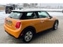 MINI Cooper Mini 1.5 Chili Stoelverwarming | Airco | Cruise Control | Bluetooth | Unieke Kleur | Centrale Vergrendeling | 16" | 16'' Wielen | Airco | Bluetooth