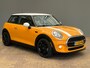 MINI Cooper Mini 1.5 Chili AUTOMAAT! Stoelverwarming | Airco | Cruise Control | Bluetooth | Unieke Kleur | Centrale Vergrendeling | 16" | 16'' Wielen | Airco | Bluetooth