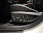 Kia Niro EV e-Niro ExecutiveLine 64 kWh Stoel en Stuur verwarming, Schuif kantel dak, Apple Carplay/Android Auto, Navigatie, Camera.