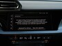 Audi A3 Sportback 40 TFSI e S edition 204pk | 19" Velgen | Ambient Light | Adaptive Cruise | Achteruitrijcamera | Elektr. inkl. buitenspiegels | RS wrap