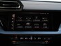 Audi A3 Sportback 40 TFSI e S edition 204pk | 19" Velgen | Ambient Light | Adaptive Cruise | Achteruitrijcamera | Elektr. inkl. buitenspiegels | RS wrap