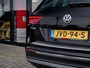 Volkswagen Tiguan 1.4 TSI ACT Highline | Navigatie | LED Koplampen | Active Tail Lights | Adaptieve Cruise Control | Virtual Cockpit | Stoelverwarming | Climate Control | Metallic Lak | Privacy Glas | All Season Banden |