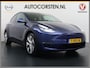 Tesla Model Y Long Range AWD 514pk SOH 92% Trekhaak Warmtepomp Leder Panoramadak Matrix-LED Autopilot Elektr.Stuur+Stoel+Verwarmd Navi Ecc Premium Audio Keyless Priv.Glass Camera's Elektr.AchterKlep Parkeer Assistent Sentry-Mode Privacyglas Bluetooth Dodehoek detector Connected services 1e Eigenaar 1.600KG Trekgewicht Fabrieksgarantie tot 27-6-2027 Garantie op Accu en Motoren 27-6-2031/192.000km