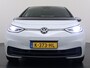Volkswagen ID.3 First MAX 62kWh Pano-dak SOH 90% Adaptive-Cruise Camera 20" Navi Pro Ecc Ergo Active Stoelen Heads-Up Display Pdc Apple Carplay Android Auto € 49.176 nieuw! Origineel Nederlandse Auto Zeer luxe uitvoering