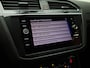 Volkswagen Tiguan 1.5TSI/150PK R-Line DSG · Panoramdak · Navigatie · Camera + Parkeersensoren